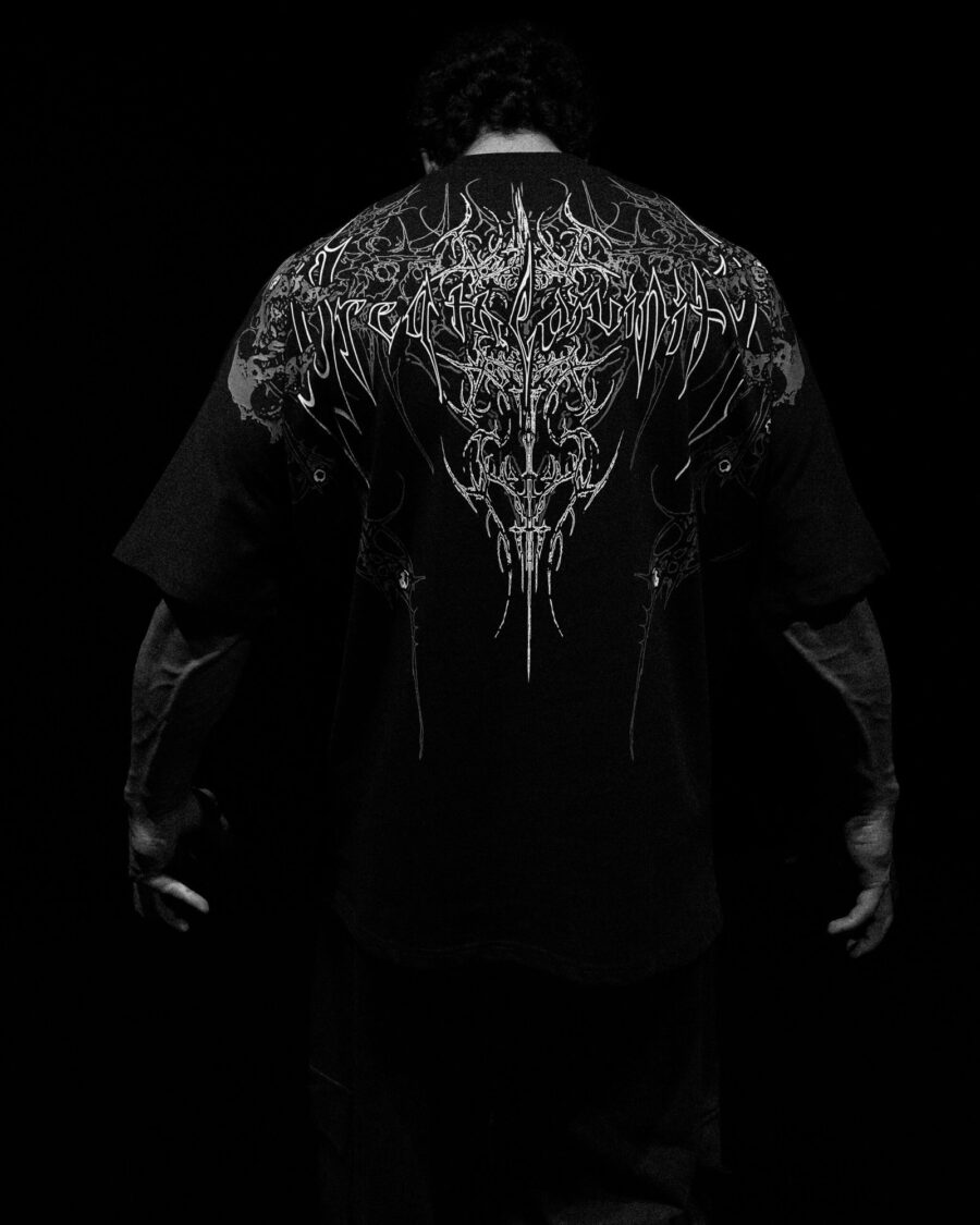 Forgotten Soul  Oversized T-shirt [VOID BLACK] | BREATHEDIVINITY