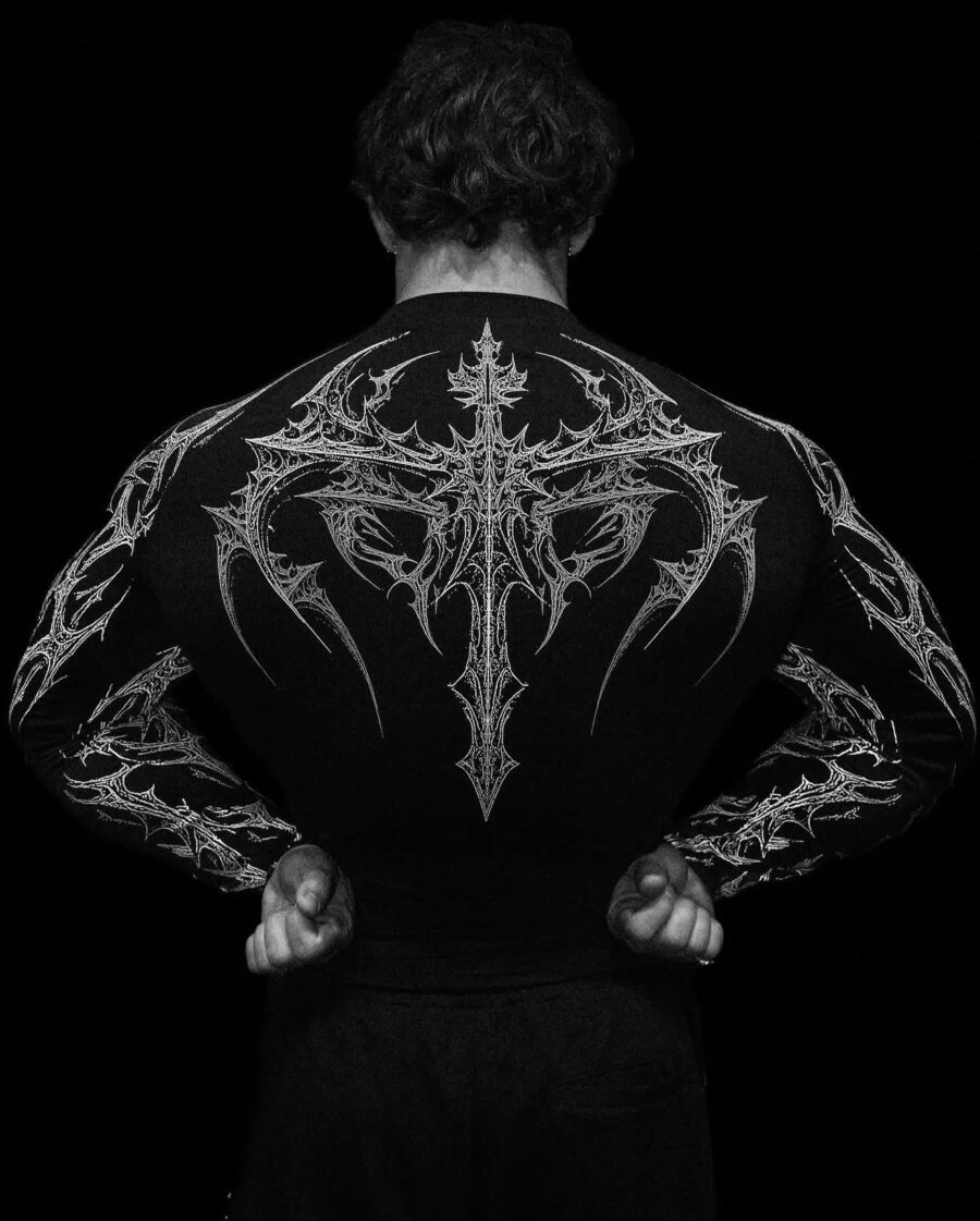 Void Tech Nightfall Longsleeve Compression [VOID BLACK NOV] | BREATHEDIVINITY